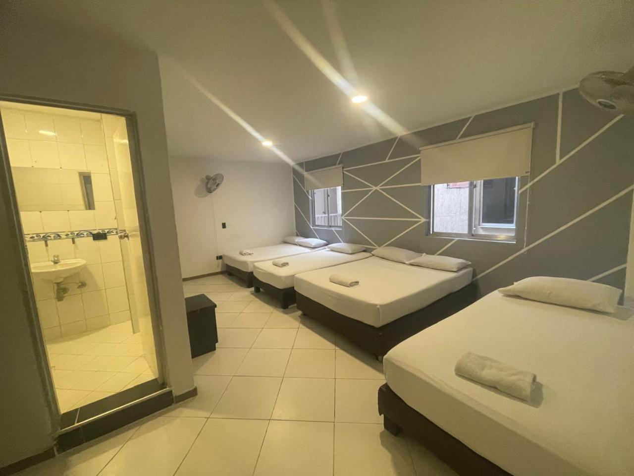 Real Hotel 3*